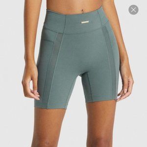 NWOT Gymshark x Whitney V3 Biker Shorts